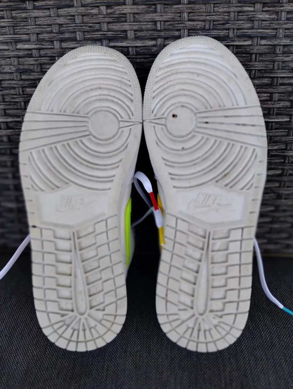 Air Jordan 1 Low White Multi-Color Swoosh Men’s 11.5 CW7033-100 Sneakers